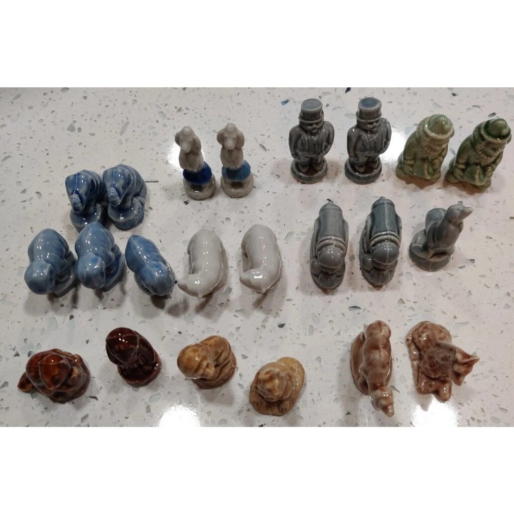 Lot of 22 Wade Porcelain Animal  Figurines England Red Rose Tea Whimsy Vintage